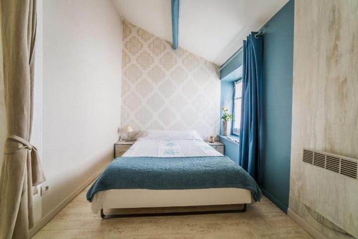 Appartement Rouge Avec Jardin Eymoutiers  Exteriér fotografie
